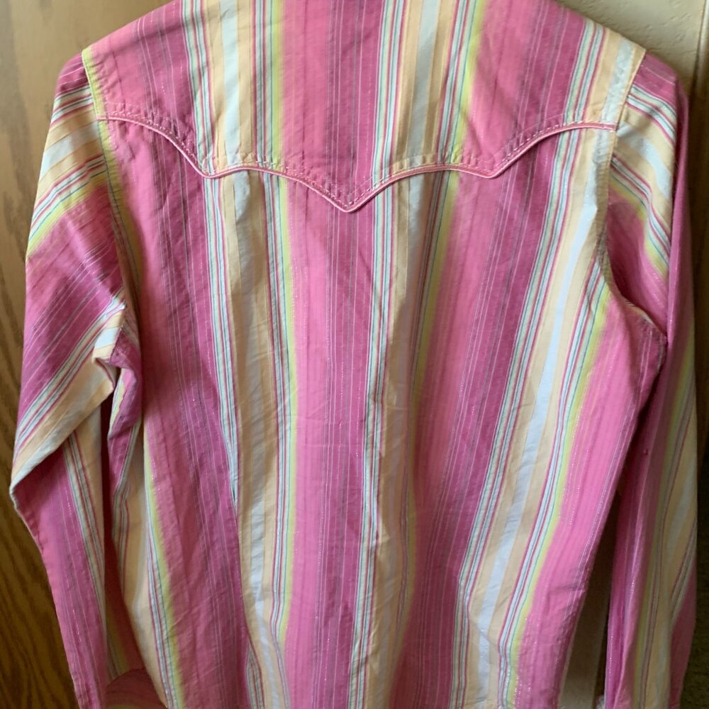 button down - Picture 2 of 3